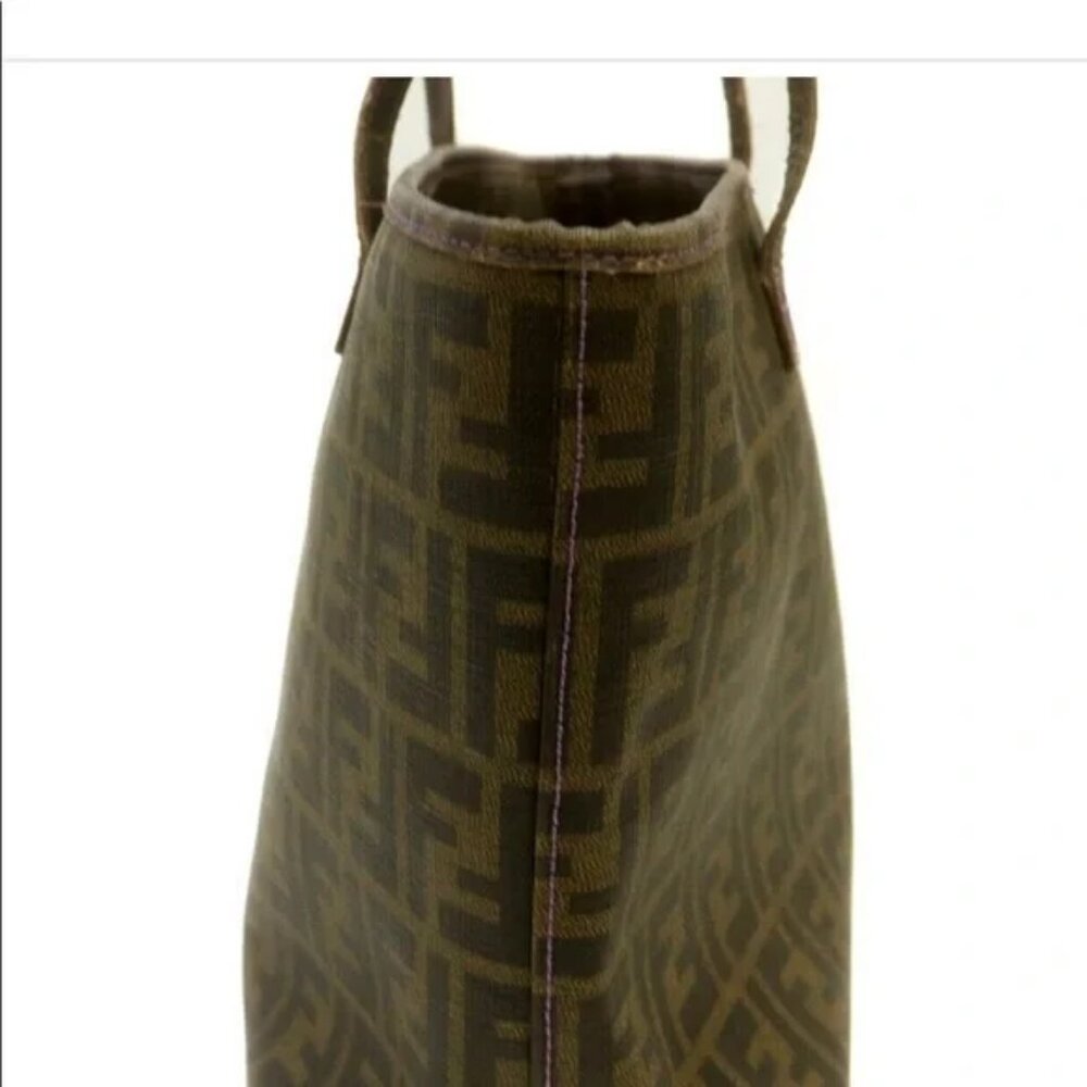 CLASSIC FENDI - Picture 3 of 8